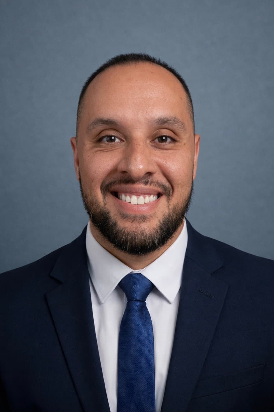 Luis Victoria
